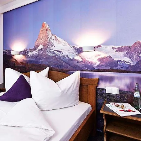 Aspire Victory Hotel 3*