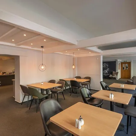Aspire Victory Hotel 3*